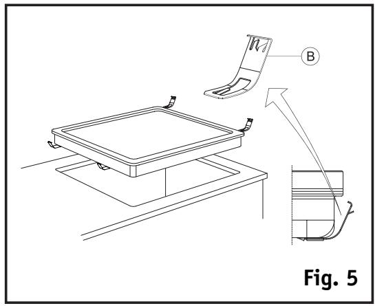 WHIRLPOOL AKS 101 NB - GUIDE D'INSTALLATION - Comment fixer le four - 5