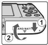 NIKON COOLPIX A300 - Insertion de l'accumulateur et de la carte mémoire - 1