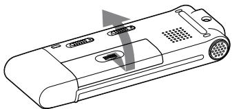 SONY ICD-UX80 - Insertion de la pile - 1