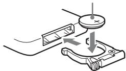 SONY RDP-XA700IP - Pour remplacer la pile de la télécommande - 1