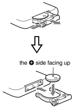 SONY RDP-XA700IP - To replace the battery of the remote control - 1