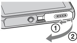 SONY CYBER-SHOT DSC-T110D - Indsætning af batteriet/et hukommelseskort (sælges separat) - 1
