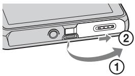 SONY CYBER-SHOT DSC-T110D - Isättning av batteripaketet/ett minneskort (säljs separat) - 4