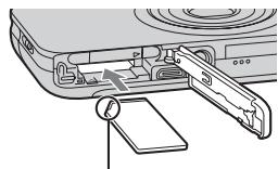 SONY CYBER-SHOT DSC-WX9 - Einsetzen einer Speicherkarte (getrennt erhältlich) - 2