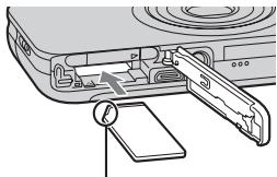 SONY CYBER-SHOT DSC-WX9 - Indsættelse af et hukommelseskort (sælges separat) - 2