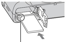 SONY CYBER-SHOT DSC-HX50, DSC HX 50 - Einsetzen einer Speicherkarte (gesondert erhältlich) - 2