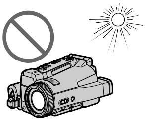 SONY DCR-IP210E - Lens and LCD screen/finder - 2