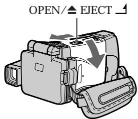 SONY DCR-IP220E - Inserting a cassette (p. 34) - 2