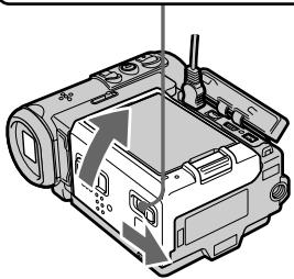 SONY DCR-IP5E - Inserting a cassette (p. 36) - 5