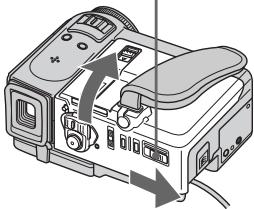 SONY DCR-PC3E - 1 - 2