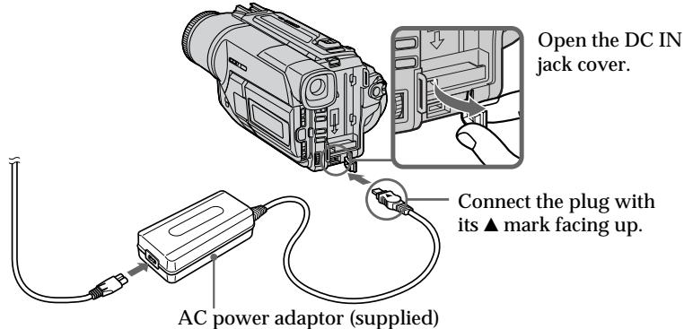 SONY DCR-TRV125E - Connecting the mains lead (p. 18) - 1