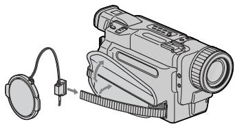 SONY DCR-TRV530E - Identifying the parts and controls - 6