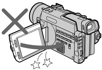 SONY DCR-TRV890E - Примечания к панели ЖКД - 1