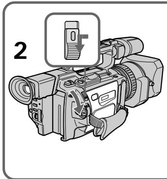 SONY DCR-VX2000E - Пун=kT 2Установka kaccetbl - 1
