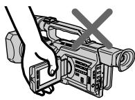 SONY DCR-VX2000E - NOTE - 2