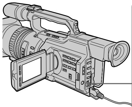 SONY DCR-VX2000E - Ipee3aHncb TOnbKO HUxHbIX 3nN3oJOB -LcΦpOBoB BnDEOMONTAX NO IporpaMMe - 1