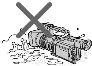 SONY DCR-VX2000E - IcnoJb3ObaHne daHHoro pyKOBOdCTBa - 1