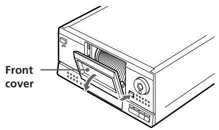 SONY CDP-CX153 - Inserting CDs - 2