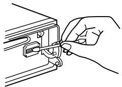 SONY CDX-C5000R - Limpeza dos conectores - 1