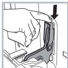 HOTPOINT UT 89E JS P 0 X/HA S - Om de ovendeur te verwijderen met soft closing scharnieren*: - 6