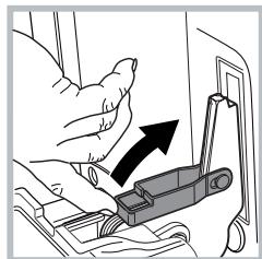 HOTPOINT UT 89E JS P 0 X/HA S - Om de ovendeur te verwijderen met soft closing scharnieren*: - 5