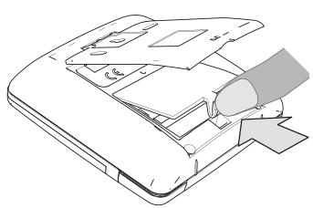 SAUTER PRODIGIO 150 L - Installation des piles sur la commande mobile - 2