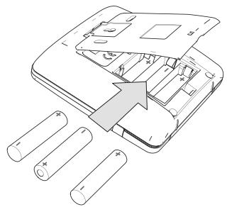 SAUTER PRODIGIO 150 L - Installation des piles sur la commande mobile - 3