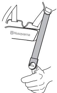 HUSQVARNA 355 RX - Einstellung des Gurtes - 3
