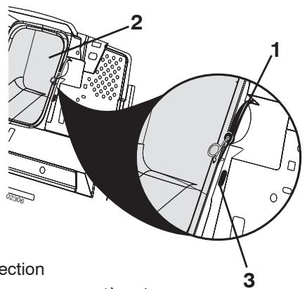 HUSQVARNA CTH151 - ATTENTION : Avant de mettre en place la batterie, prendre la précaution de retirer gourmette, montre-bracelet, anneau, etc. Leur contact avec la batterie pouvant entraîner des brûlures. - 5