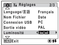 PENTAX OPTIO W10 - Réglage de la luminosité de l'écran LCD - 2