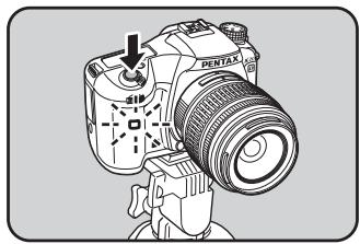 PENTAX K20D - Appuyez sur le déclencheur à fond. - 1