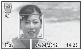 AUTO PICT 38 04/04/2012 14:25