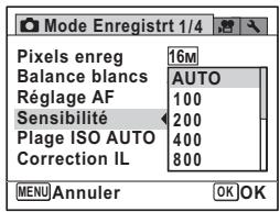 Mode Enregistre 1/4 Pixels enreg 16M Balance blancs AUTO Réglage AF 100 Sensibilité 200 Plage ISO AUTO 400 Correction IL 800 MENU Annuler OK OK