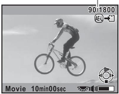 PENTAX K5 - Appuyez sur le bouton de navigation (▲) à l'étape 3 de la p.197 pour mettre la séquence vidéo en pause et afficher la vue en tant qu'image fixe. - 1