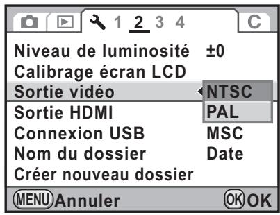 Niveau de luminosité ±0 Calibrage écran LCD Sortie vidéo NTSC Sortie HDMI PAL Connexion USB MSC Nom du dossier Date Créer nouveau dossier MENU Annuler OK OK