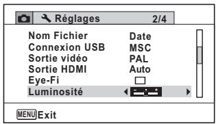 Réglages 2/4 Nom Fichier Date Connexion USB MSC Sortie vidéo PAL Sortie HDMI Auto Eye-Fi □ Luminosité ←→ MENU Exit