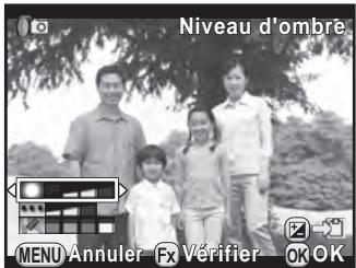 PENTAX K-50, K50, K50, K50, K50, K50, K50 - Utilisez le bouton de navigation ( ) pour sélectionner un paramètre puis appuyez sur le bouton de navigation ( ) pour régler la valeur. - 1