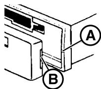 BLAUPUNKT 5 TFT-BILDSCHIRM - Attaching the release panel - 1