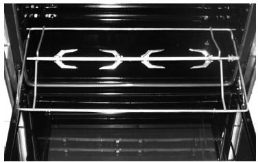 SMEG SCB60MFX - Ces opérations doivent être effectuées lorsque le four est éteint et froid. - 1