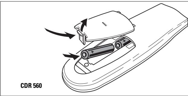 PHILIPS CDR560 - Inserting batteries in the remote control - 1