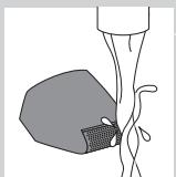 PHILIPS QG3330 - Évitez de mouiller l'adaptateur. - 3