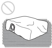 SONY VPL-ES7 - Do not block the ventilation holes - 1