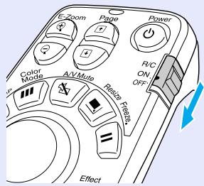 EPSON EMP-7850 - Appuyez une fois de plus sur la touche [Power] de la télécommande ou du panneau de commande du projecteur. - 2