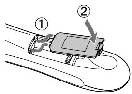 EPSON EMP-TW700 - Insertion des piles dans la télécommande - 2