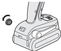 PANASONIC EY7540 - Ändern der Befestigungsseite des Riemenhakens - 2