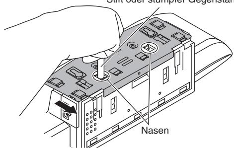 PANASONIC SC-HC30 - Entfernen des Gerätes von der Wand - 1