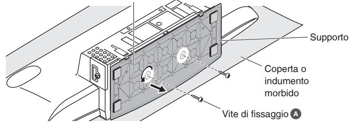 PANASONIC SC-HC30 - Rimuovere il supporto dall'unità. - 1