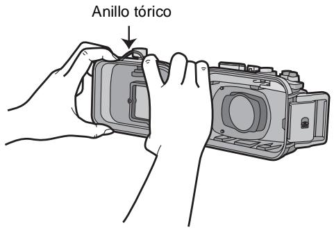 PANASONIC DMW-MCTZ5 - Afloje el anillo tórico con sus dedos para quitarlo. - 1