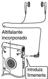 Altifalante incorporado Introduza firmemente.