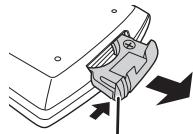 PANASONIC DMP-B200EBK - ■ Insérez la batterie du type bouton (incluse) - 1